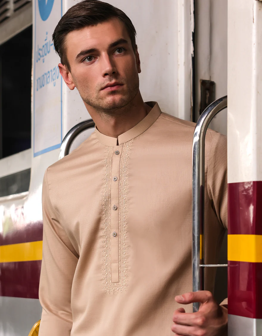 BROWN KAMEEZ SHALWAR | JJKS-US-24-47168 - Image 3