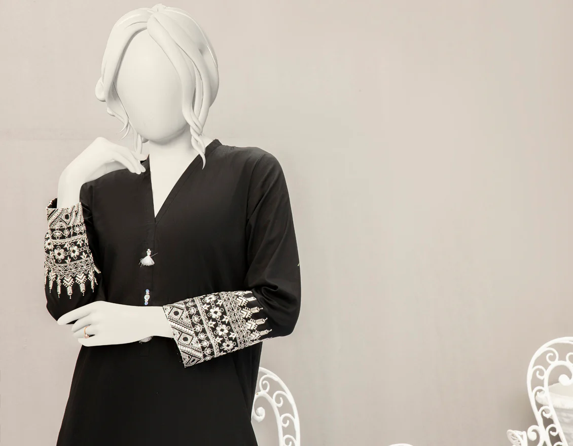 BLACK LAWN KURTI | JJLK-S-JPWK-US-22-793 FB/RFD - Image 4
