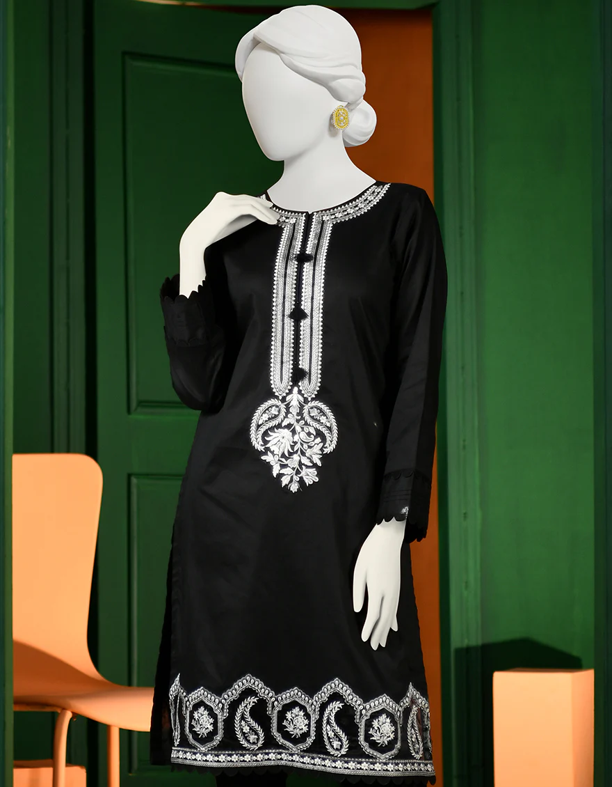 BLACK LAWN KURTI | JJLK-S-JPWK-US-23-937 FB/JT-932 - Image 2