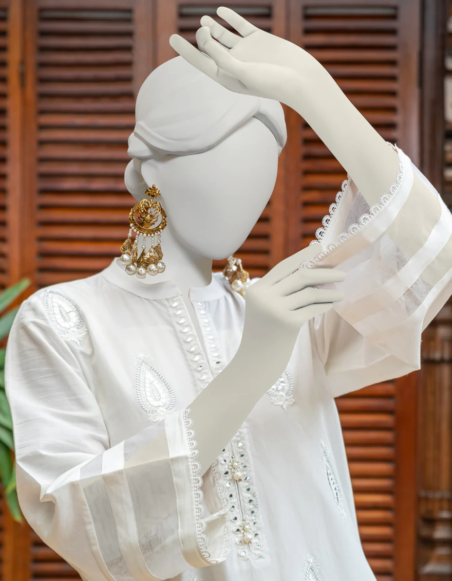 WHITE LAWN KURTI | JJLK-S-JSS-24-317 FB/SEESH MAHAL-01 - Image 3