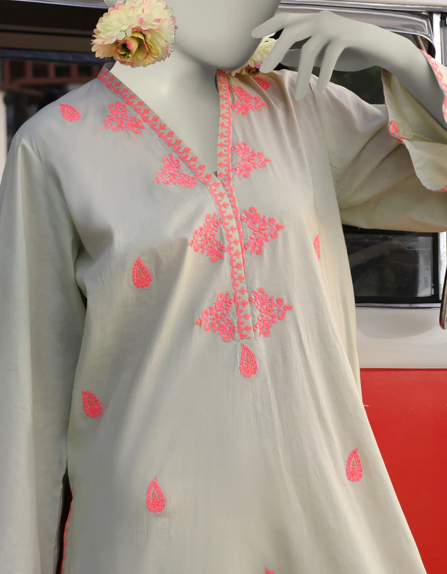 GREEN LAWN KURTI | JJLK-S-JSS-25-351 FB/CHIKAN KARI NEON-03 - Image 3