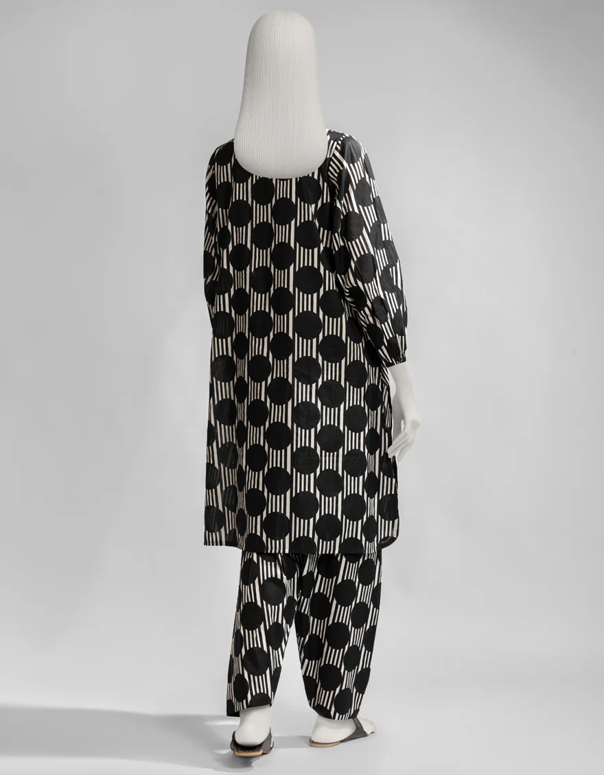 BLACK LAWN KURTI | JJLK-S-JSS-25-497 FB - Image 2