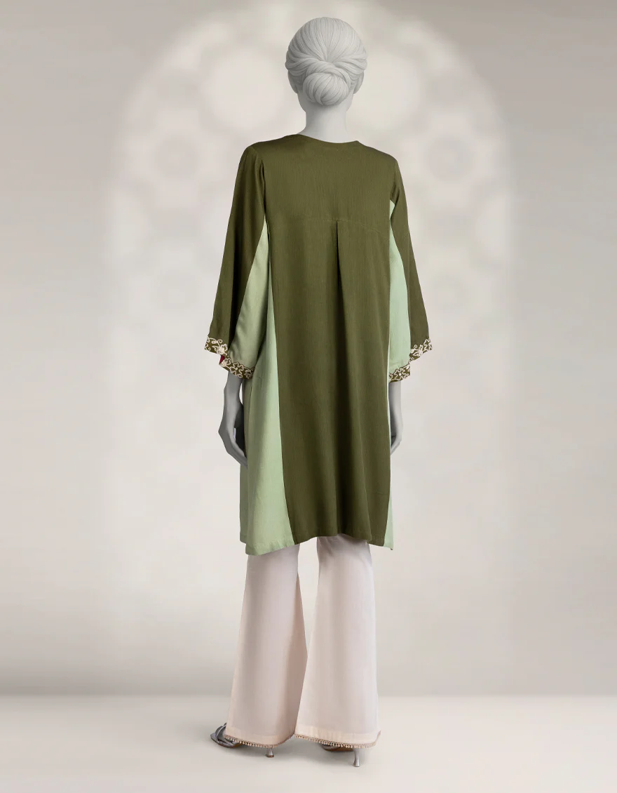 GREEN PASHMINA KURTI | JJLK-W-JSS-25-563 FB/VIBRANT BANDS-02 - Image 2