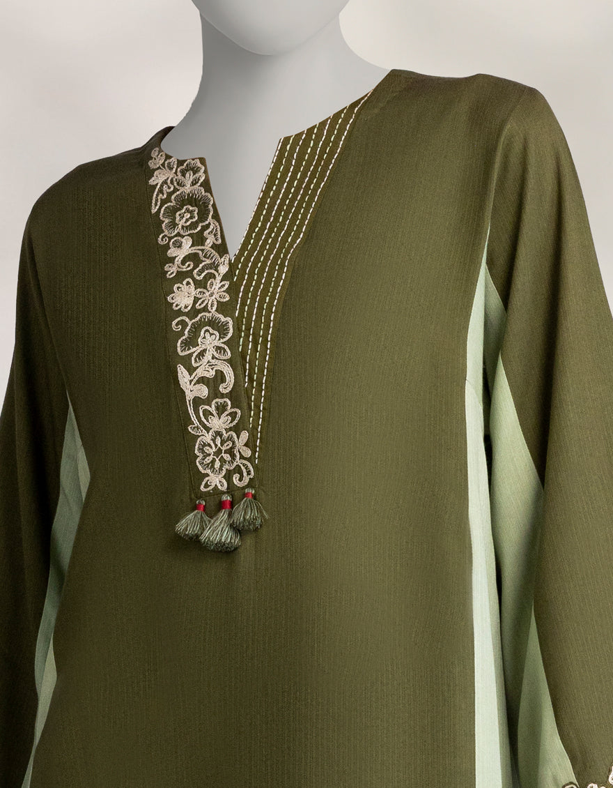 GREEN PASHMINA KURTI | JJLK-W-JSS-25-563 FB/VIBRANT BANDS-02 - Image 3
