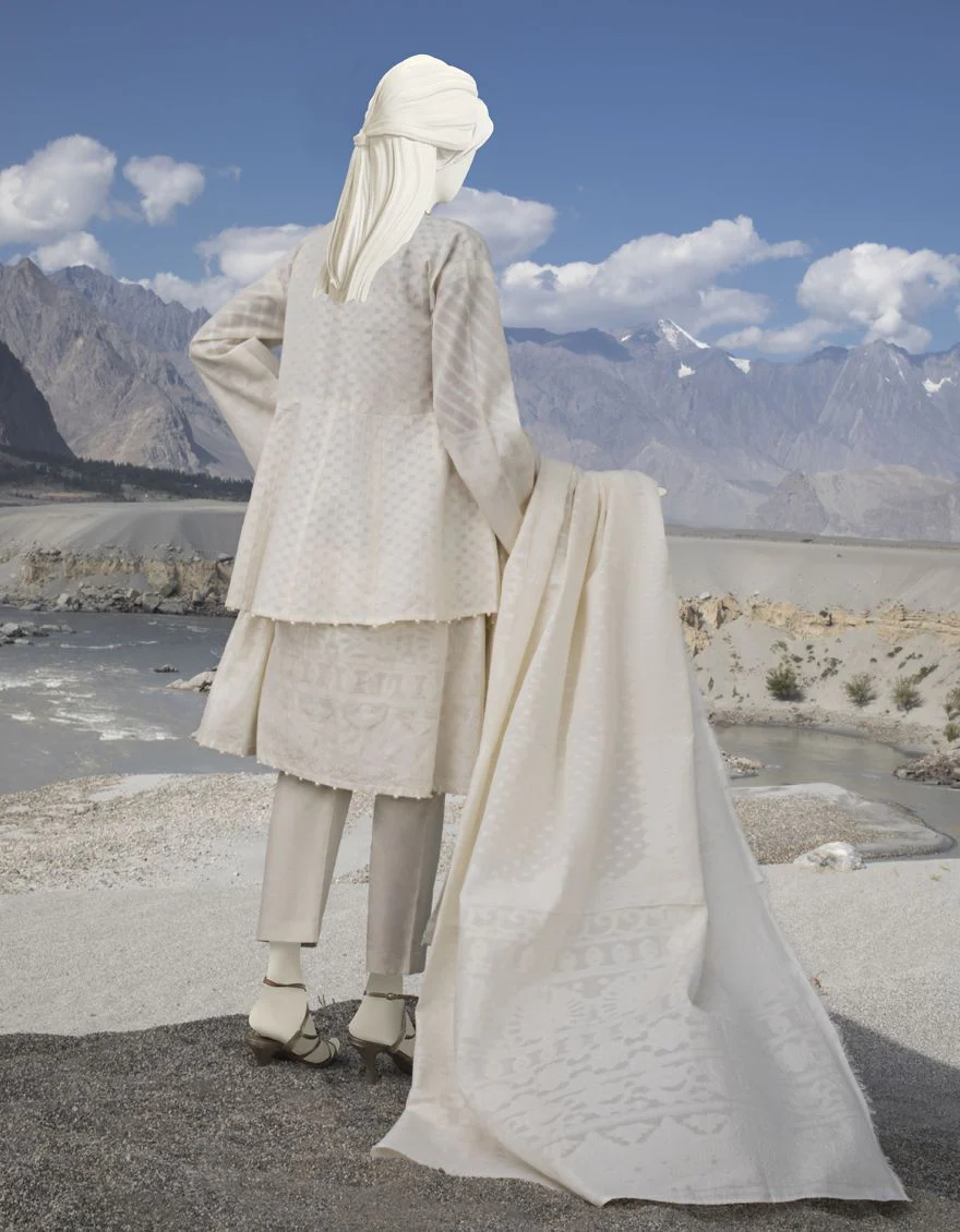 OFF WHITE CAMBRIC 3PC UNSTITCHED | JJLS-W-JW-US-21-1762 FB/AMUEL - Image 3