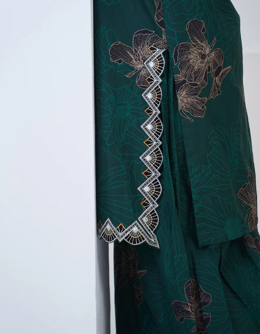 GREEN ORGANZA 2PC STITCHED | JJPW-S-JPW2-US-23-062 FB/GLAM - Image 4