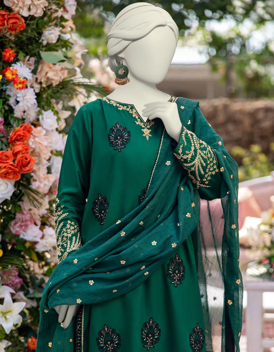 GREEN KHADDI 3PC STITCHED | JJPW-W-JPS-24-3943 FB/DANEEN-4 - Image 3