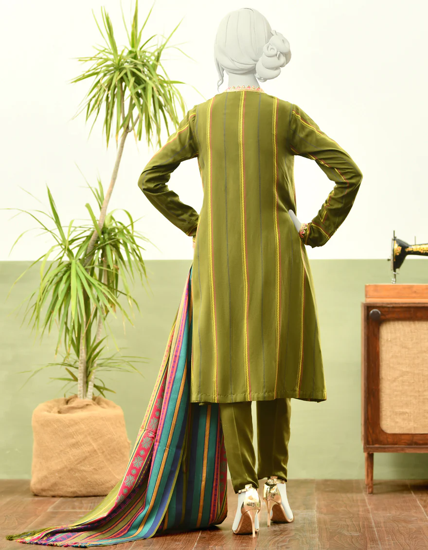GREEN DYED 3PC STITCHED | JJPW-W-JPWS-US-22-502 FB/DYED SUSI RANGOLI - Image 3