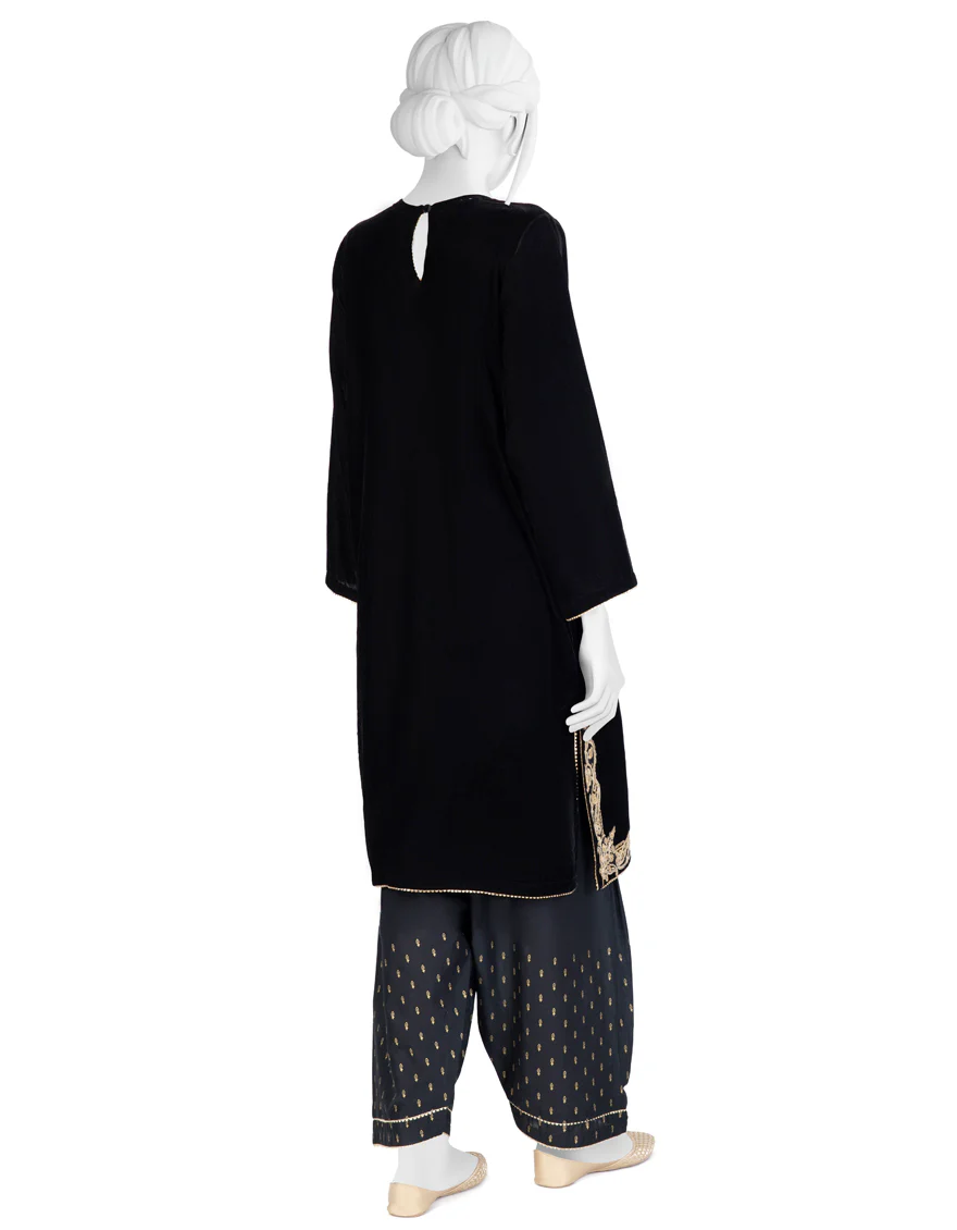 BLACK VELVET 2PC STITCHED | JJPW-W-JW2-US-22-2024 FB/SIYAH - Image 2