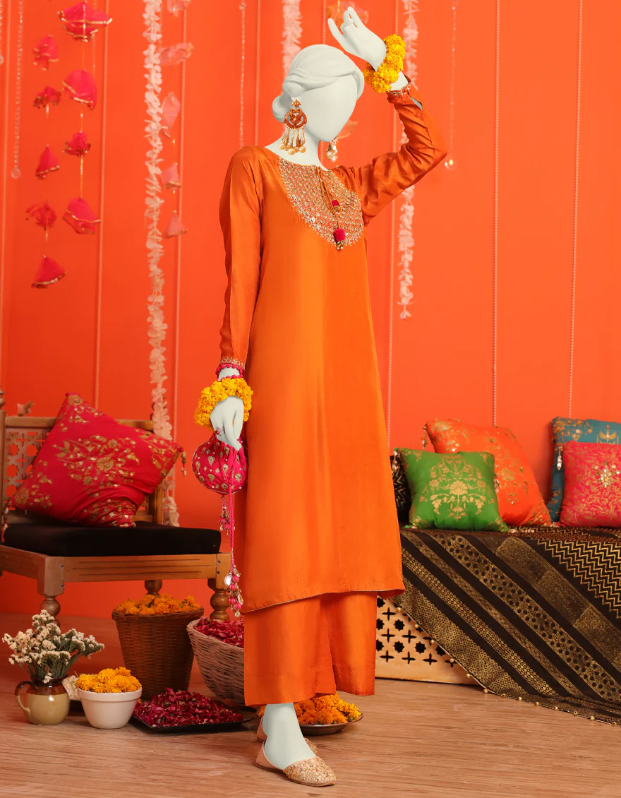 RUST ORANGE RAW SILK 2PC STITCHED | JJPW-W-JW2-US-23-2024 FB/GOTTA VINTAGE-6