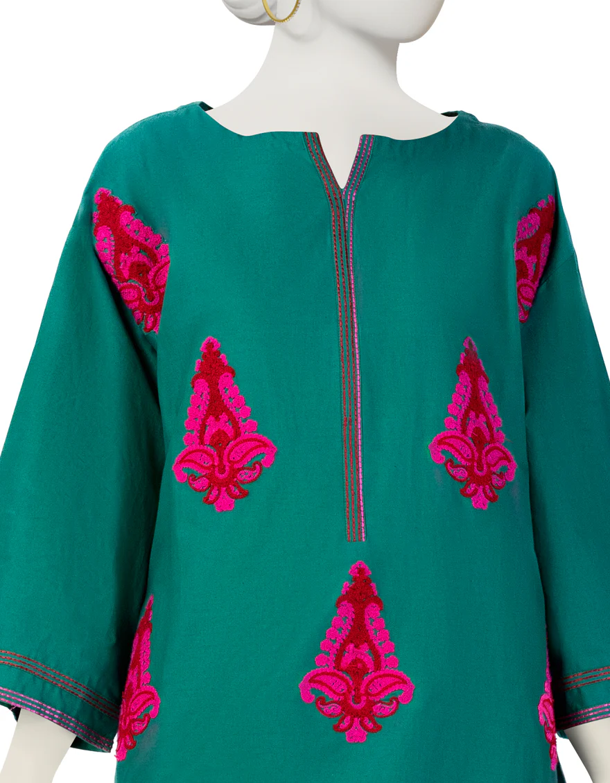 GREEN KHADDAR 2PC STITCHED | JJPW-W-JW2-US-23-2037 FB/AARI-1 - Image 3