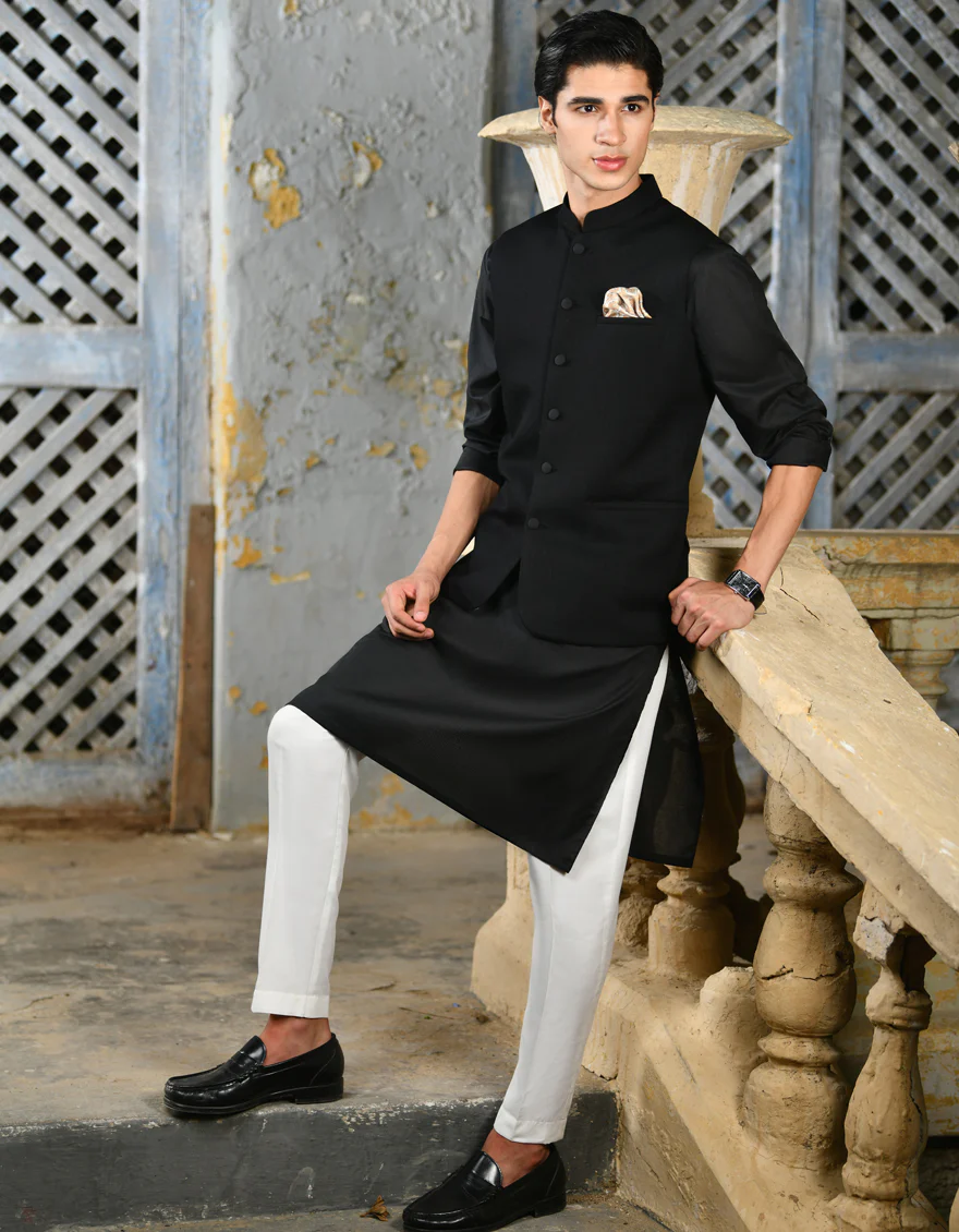 BLACK SUITING WAISTCOAT | JJVC-A-27380-R10-AP/S24/JJ9546-PN - Image 3