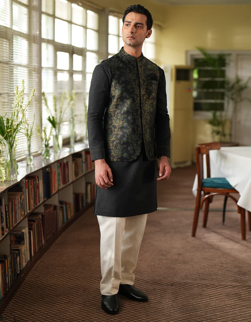 BLACK WAISTCOAT | JJVC-A-33374/S25/JJ9712-FL - Image 2