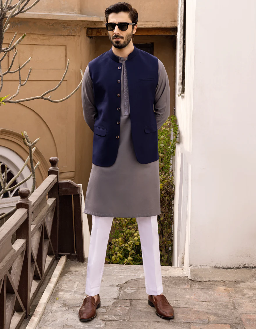 NAVY BLUE SUITING WAISTCOAT | JJVC-US-27437/S22/JJ7450-PN - Image 3