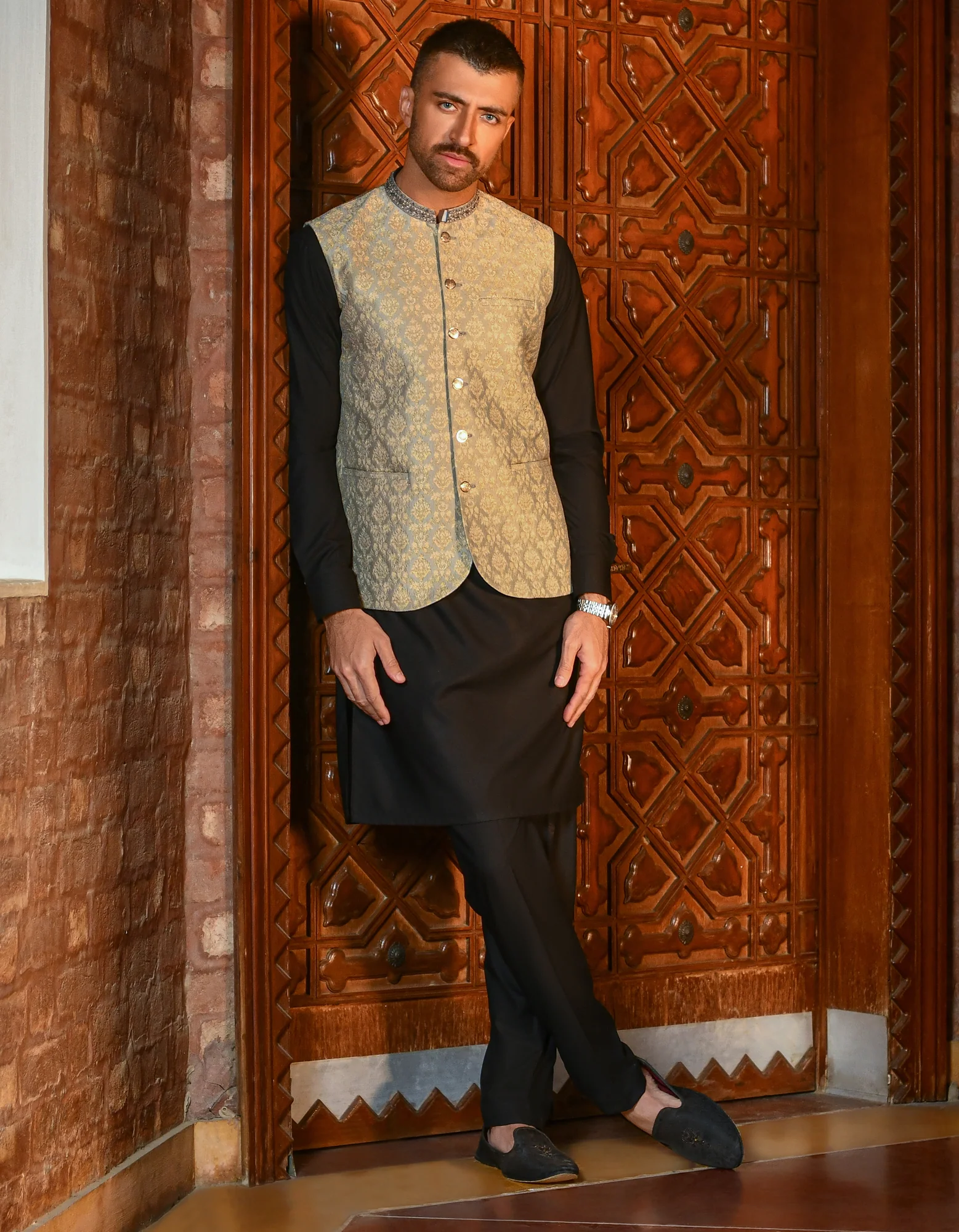 GOLD GREY WAISTCOAT | JJVC-US-44021/S22/JJ8019-FL - Image 2
