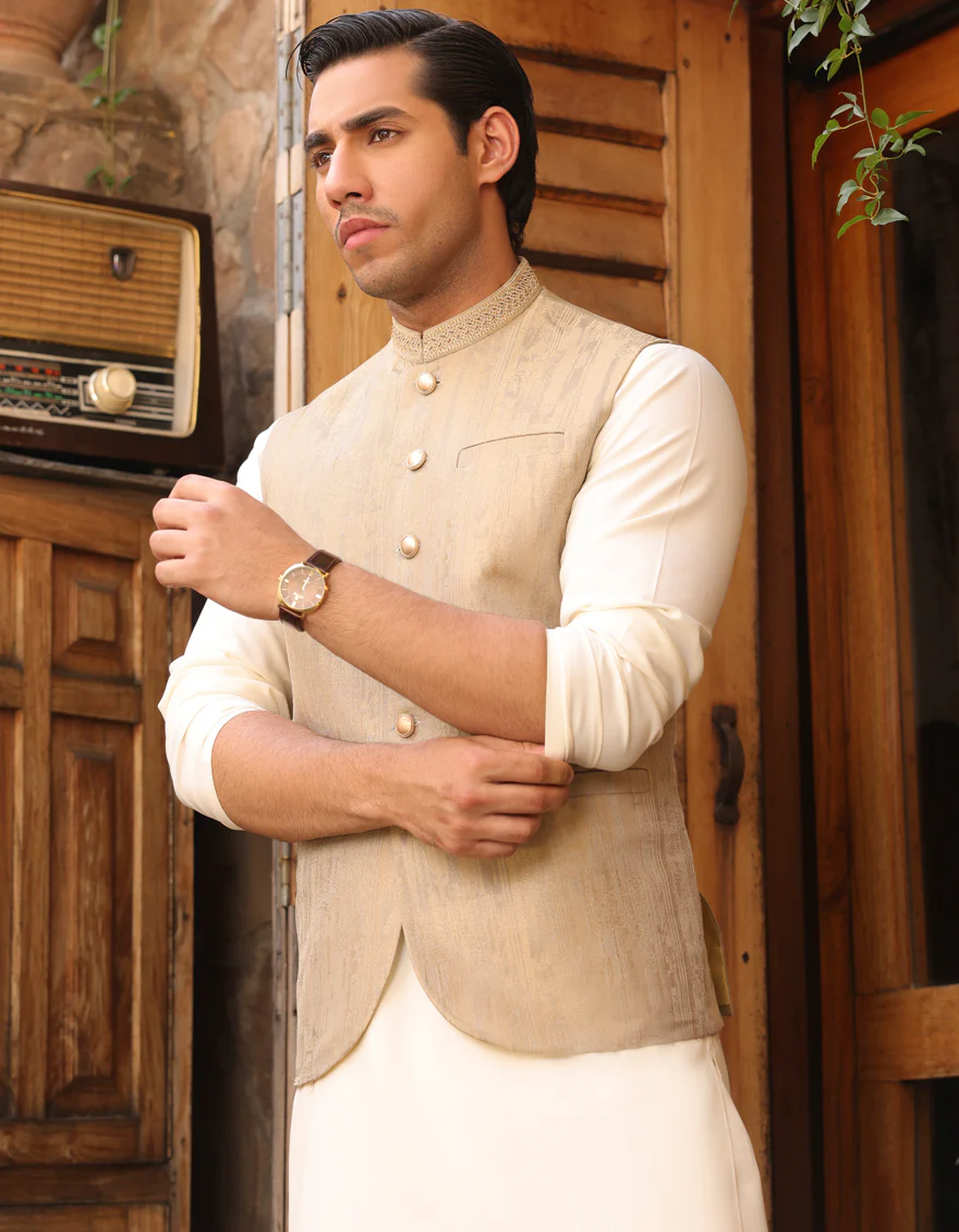 GOLD WAISTCOAT | JJVC-US-44238/A23/JJ1111-FL - Image 2