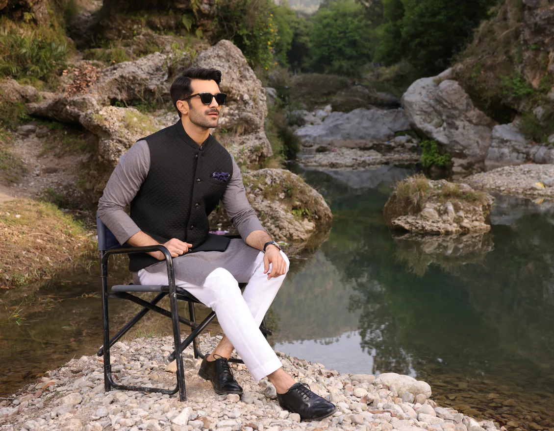 BLACK WAISTCOAT | JJVC-US-45133/A23/JJ1090-PN - Image 3