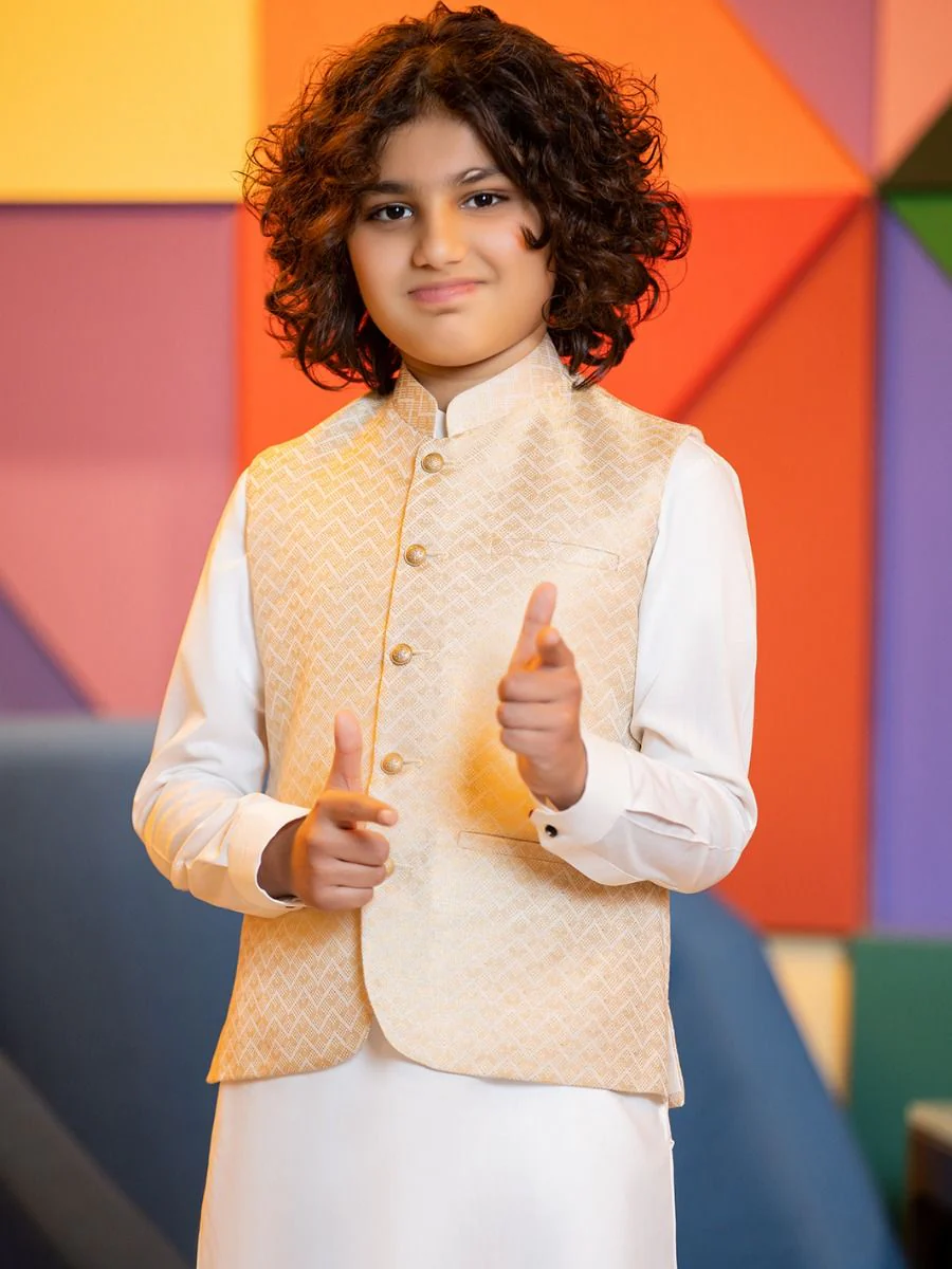 GOLDEN WAISTCOAT | JKVC-US-42043/S20/JJ7136 - Image 2