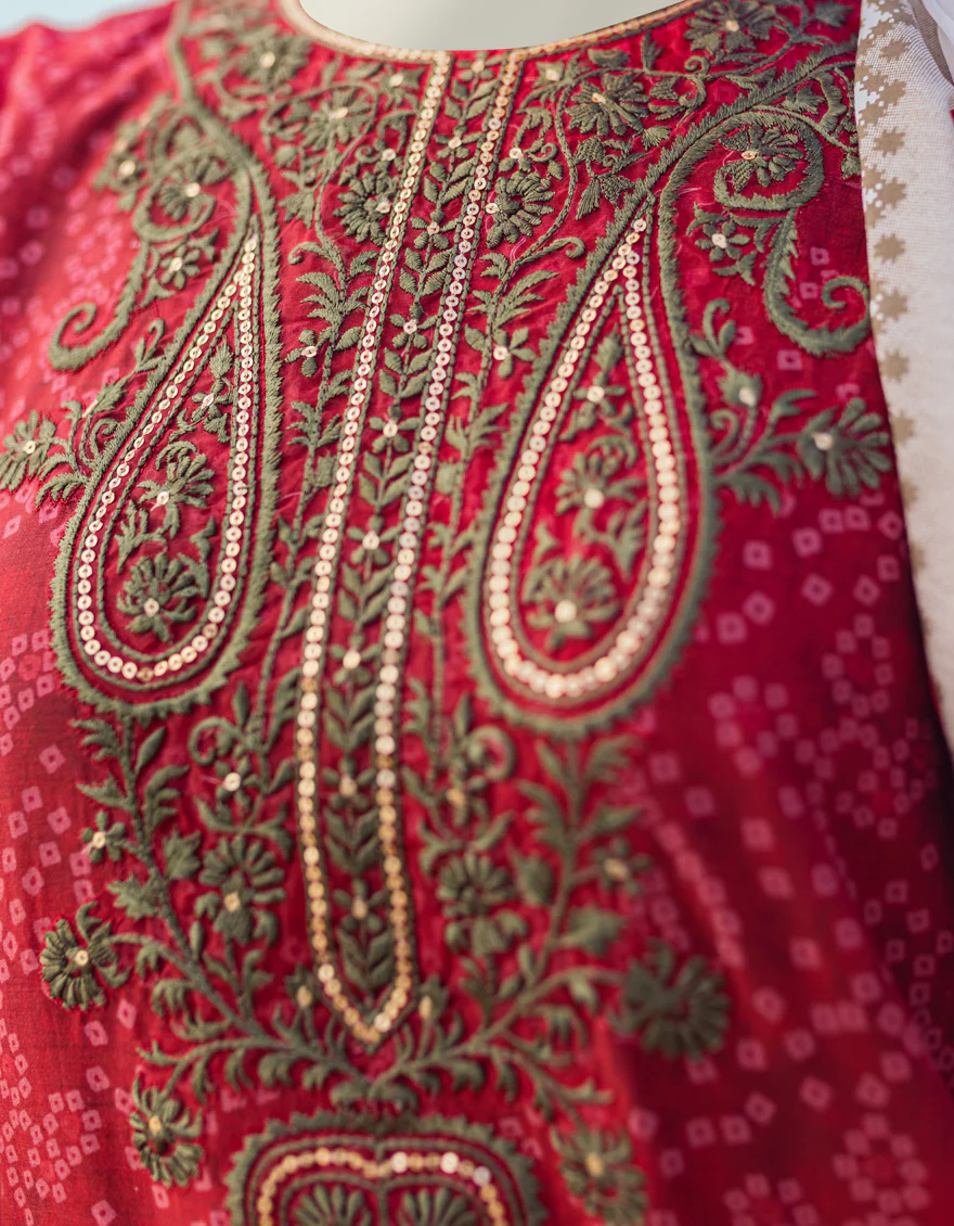 RED LAWN 3PC UNSTITCHED | JLAWN-S-24-208 SUBTL - Image 5