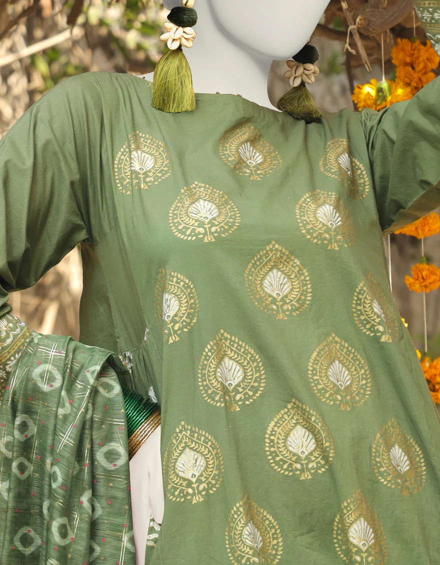 GREEN LAWN 3PC STITCHED | JLAWN-S-24-442/S BAN - Image 2