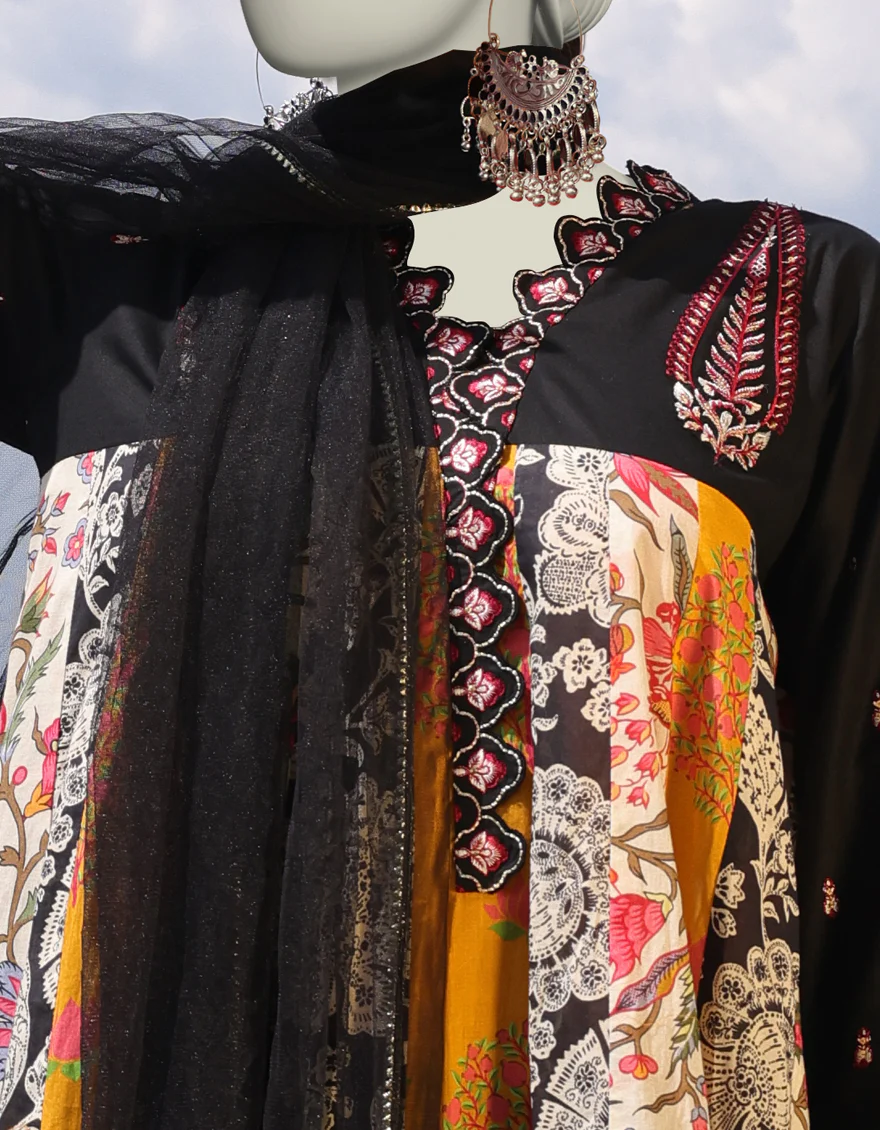 BLACK LAWN 3PC STITCHED | JLAWN-S-25-026/S ETHNIC BOGO-2 - Image 2