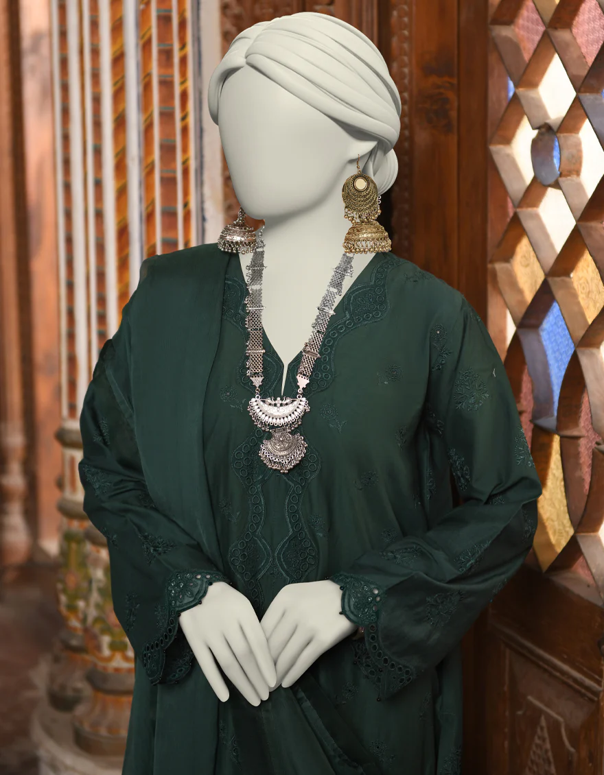 GREEN ORGANZA 3PC STITCHED | JLAWN-S-25-045/S SCHIFFLI-3 - Image 3