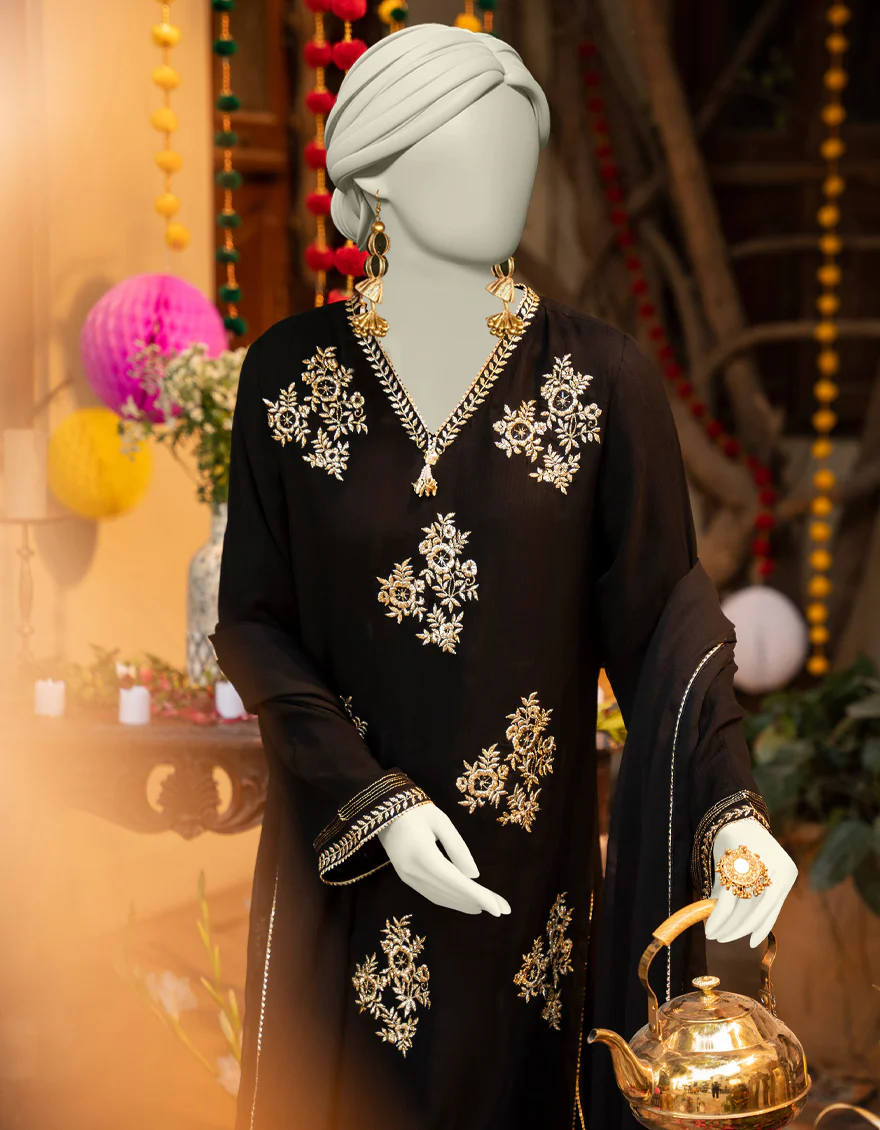 BLACK CHIFFON 3PC STITCHED | JLAWN-S-25-165/S SHIMMERING CHIC-04 - Image 3