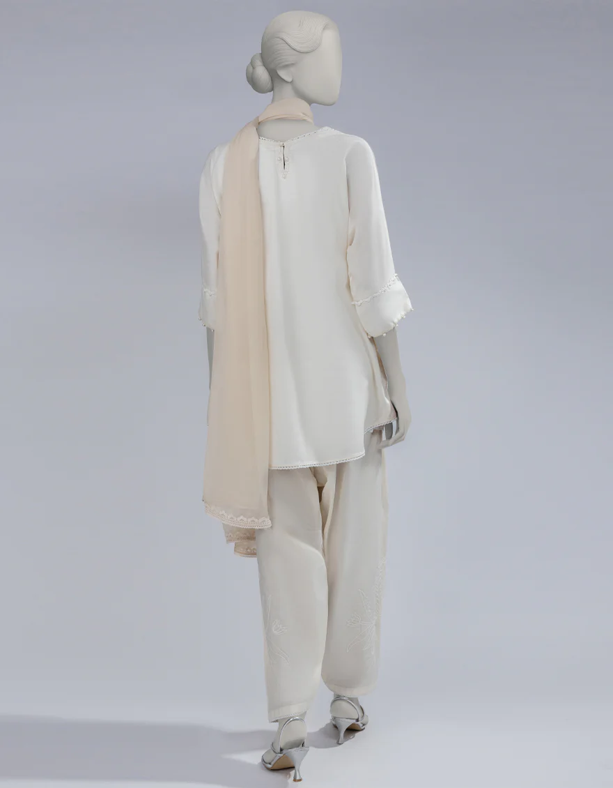 OFF WHITE LAWN 3PC STITCHED | JLAWN-S-25-198/S CHA - Image 2