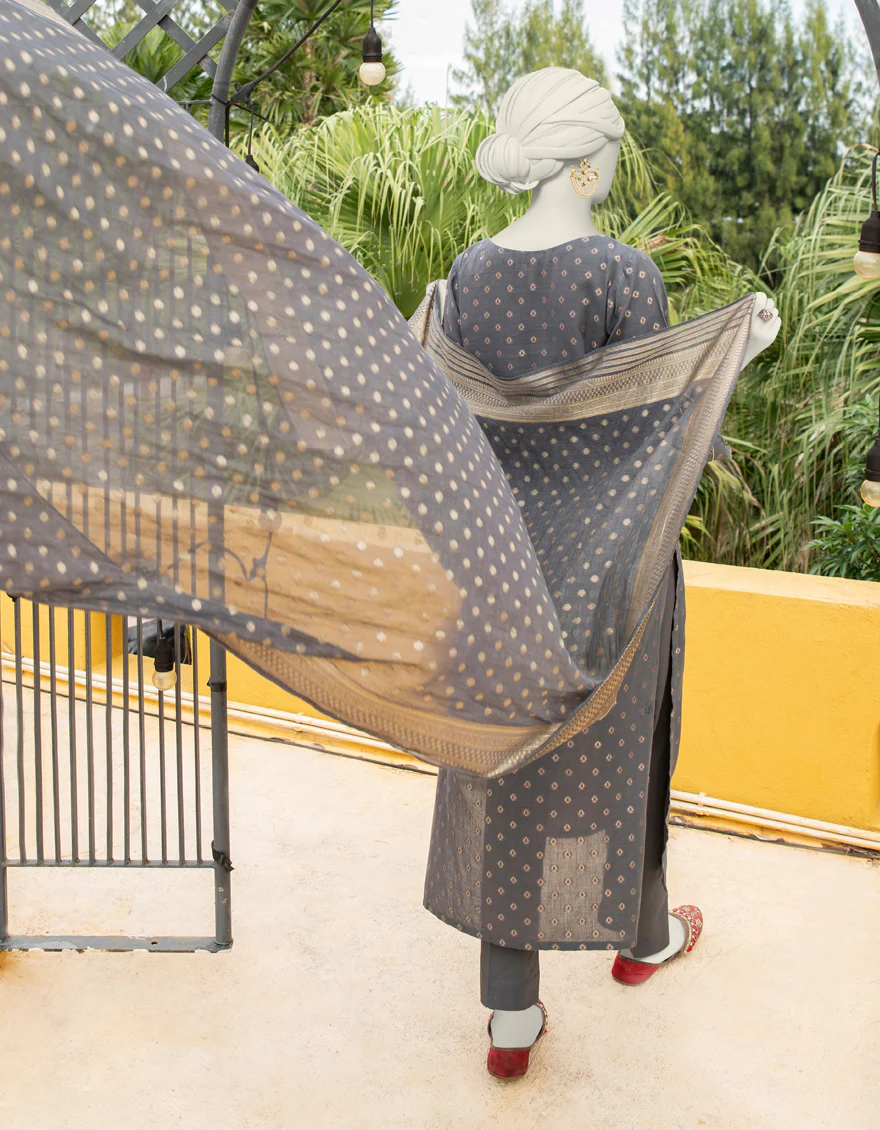 GREY JACQUARD 2PC UNSTITCHED | JLAWN-S-JDS-24-1053 - Image 2