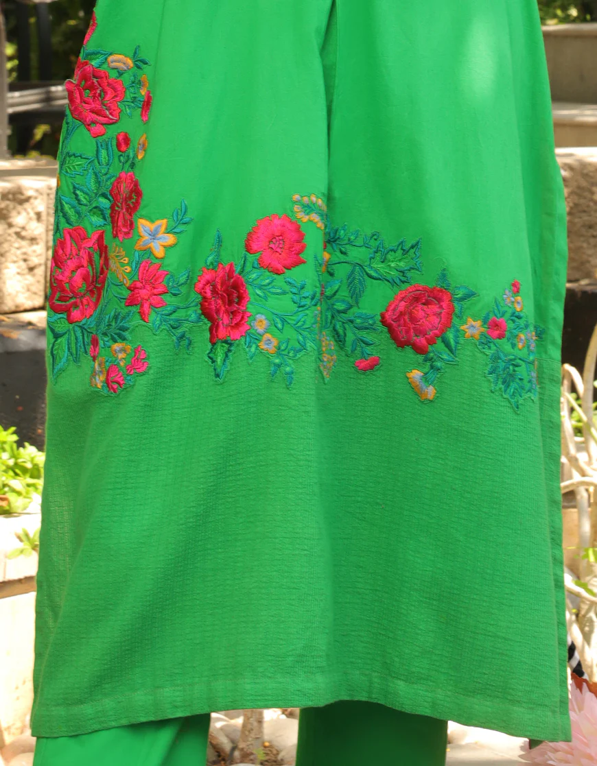 GREEN LAWN 2PC STITCHED | JLAWN-S-JST-US-23-1679/S FLORAL-3 - Image 3