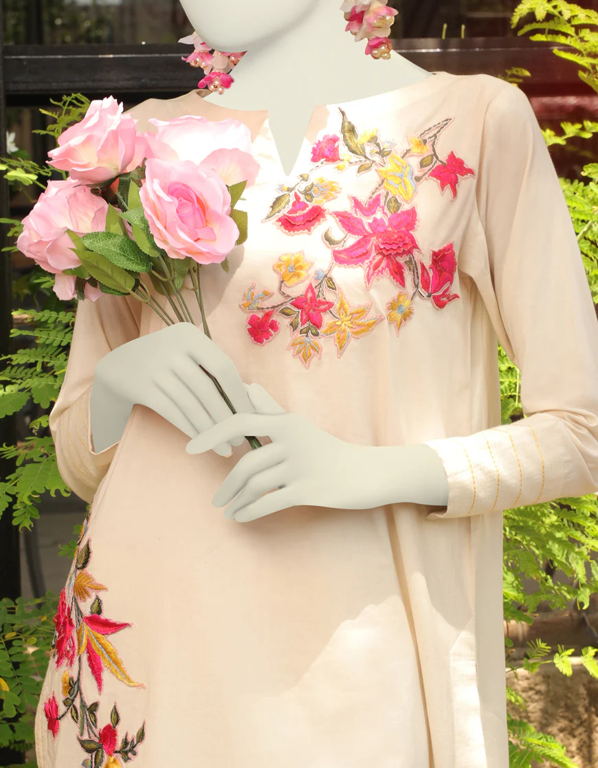 OFF WHITE LAWN 2PC STITCHED | JLAWN-S-JST-US-23-1680/S FLORAL-4 - Image 2
