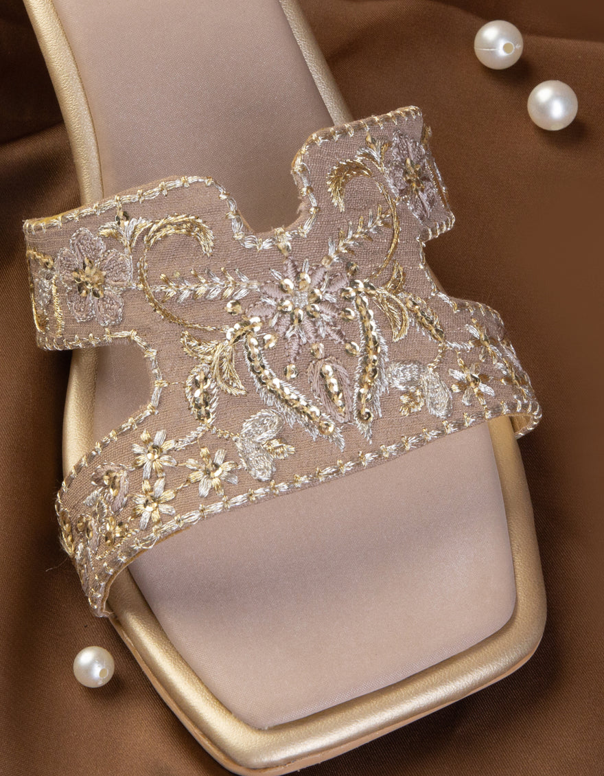 BROWN RAW SILK CHAPPAL | JLFWC-25-1288 FB/ZARIDAR-01 - Image 2