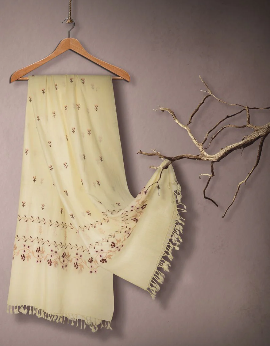 OFF WHITE SHAWL | JSH-SHW-US-21-0015 FB/SWATI WOOL