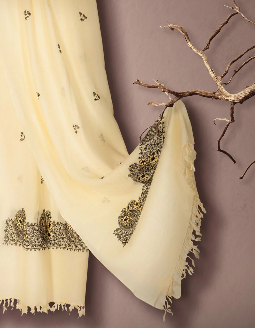 OFF WHITE SHAWL | JSH-SHW-US-21-0017 FB/SWATI WOOL - Image 2