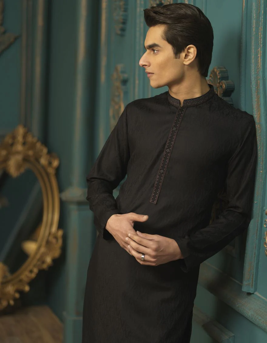 BLACK KURTA | JTK-S-US-35862/S22/JJ7614-SF - Image 2