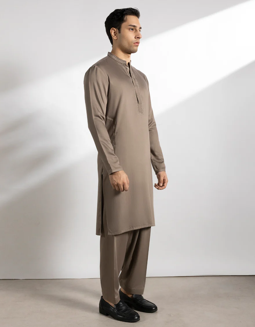 CHESTNUT BROWN BLENDED KAMEEZ SHALWAR | JTKS-A-50219/S25/JJ9860-SF - Image 3