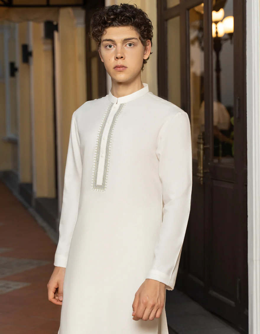 OFF WHITE BLENDED KAMEEZ SHALWAR | JTKS-A-US-34340/S23/JJ8712-FL - Image 3