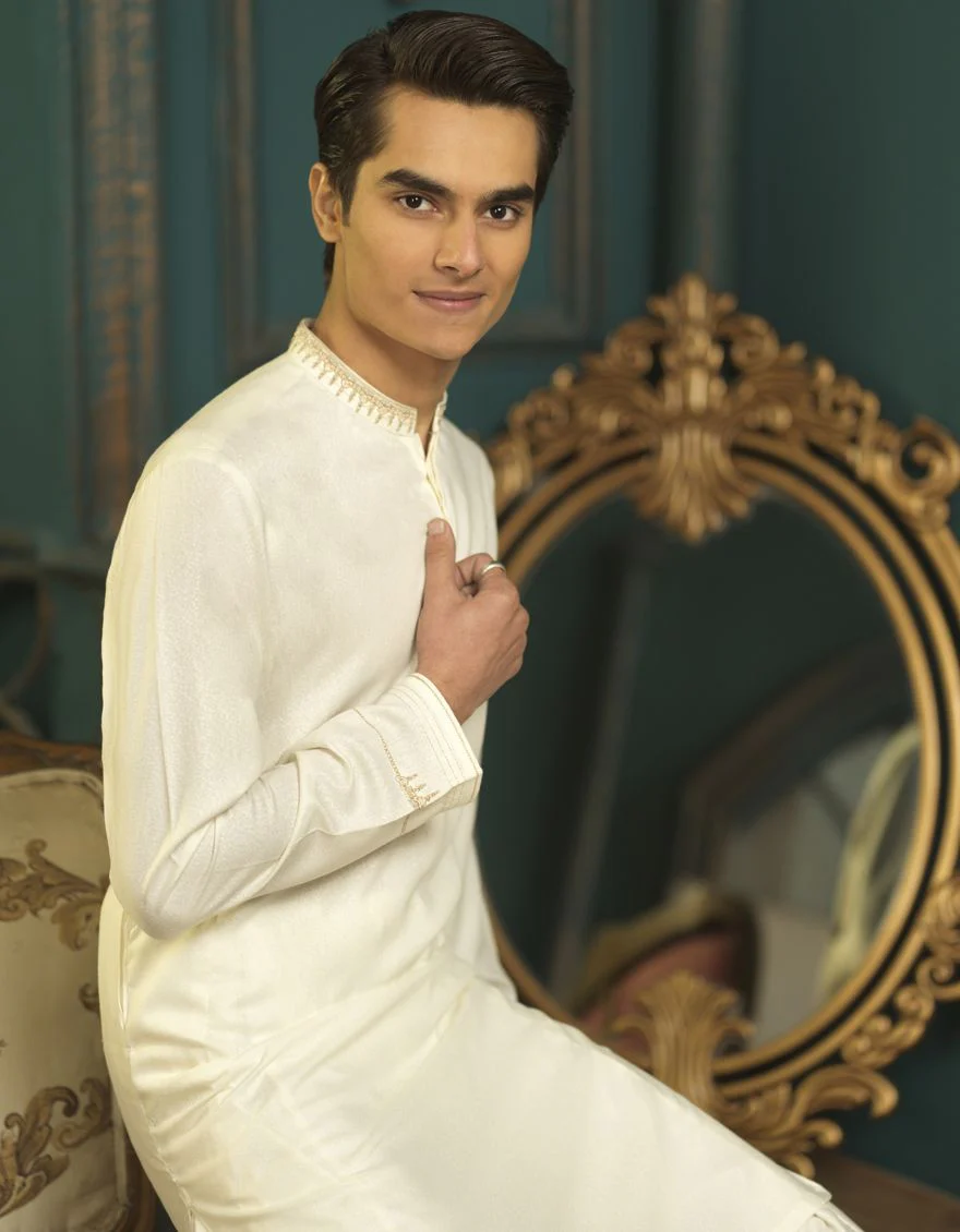 OFF WHITE KAMEEZ SHALWAR | JTKS-A-US-38441/S22/JJ7568-FL - Image 4