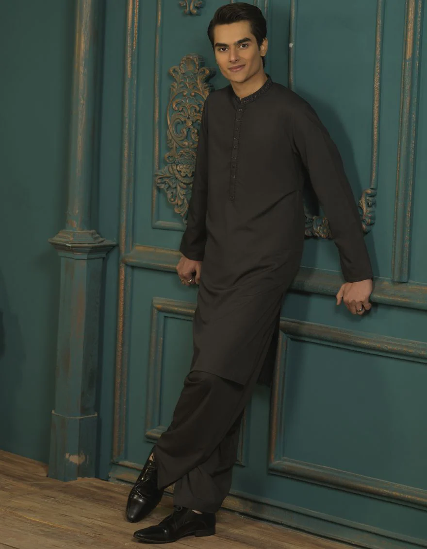 DARK GREY KAMEEZ SHALWAR | JTKS-S-US-39285/S22/JJ7682-SF - Image 4