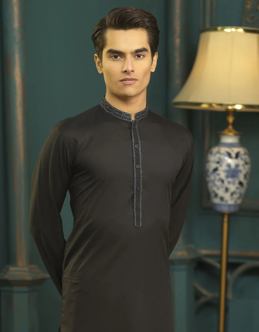 BLACK KAMEEZ SHALWAR | JTKS-S-US-41098/S22/JJ7679-FL - Image 3