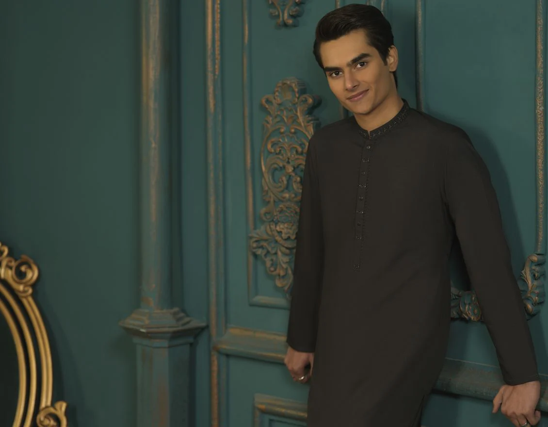 BLACK KAMEEZ SHALWAR | JTKS-S-US-41098/S22/JJ7679-FL - Image 4