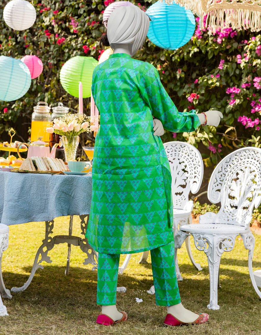 GREEN LAWN KURTI | JYGK-S-JTS-25-4005 FB/ESSENTIALS- T-05 - Image 2