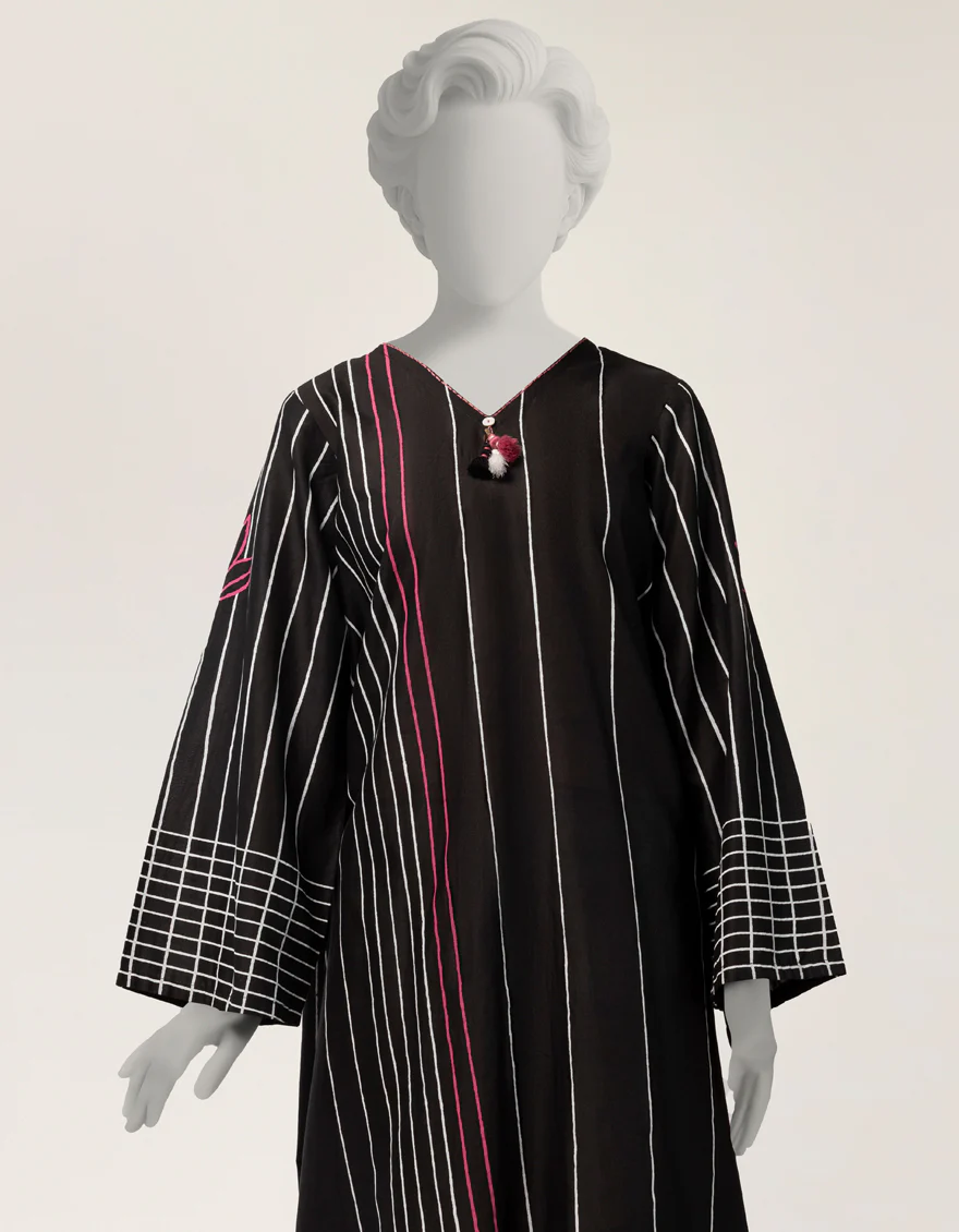 BLACK LAWN KURTI | JYGK-S-JTS-26-4122 FB/BLOCKED-2 - Image 2