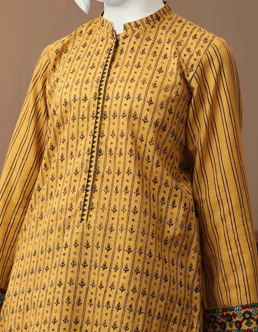 LIME LAWN KURTI | JYGK-S-JWT-US-22-4015 FB/PASHK - Image 3