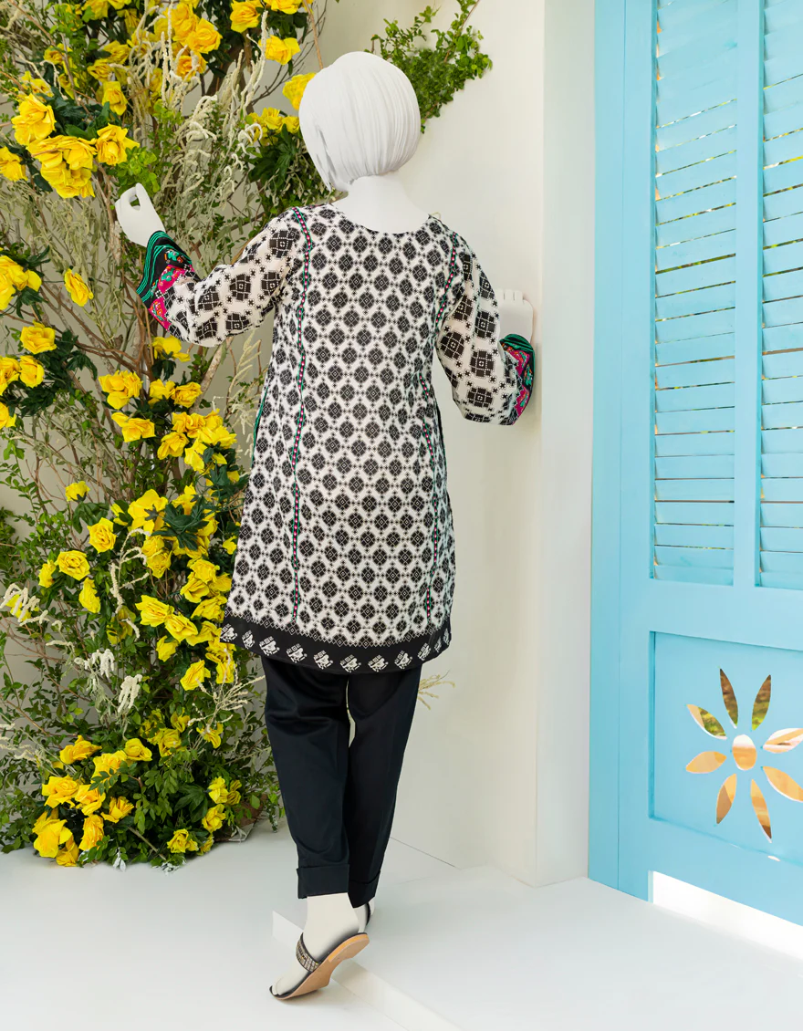 BLACK LAWN KURTI | JYGK-S-JWT-US-23-4002 FB/PATOLA-2 - Image 2