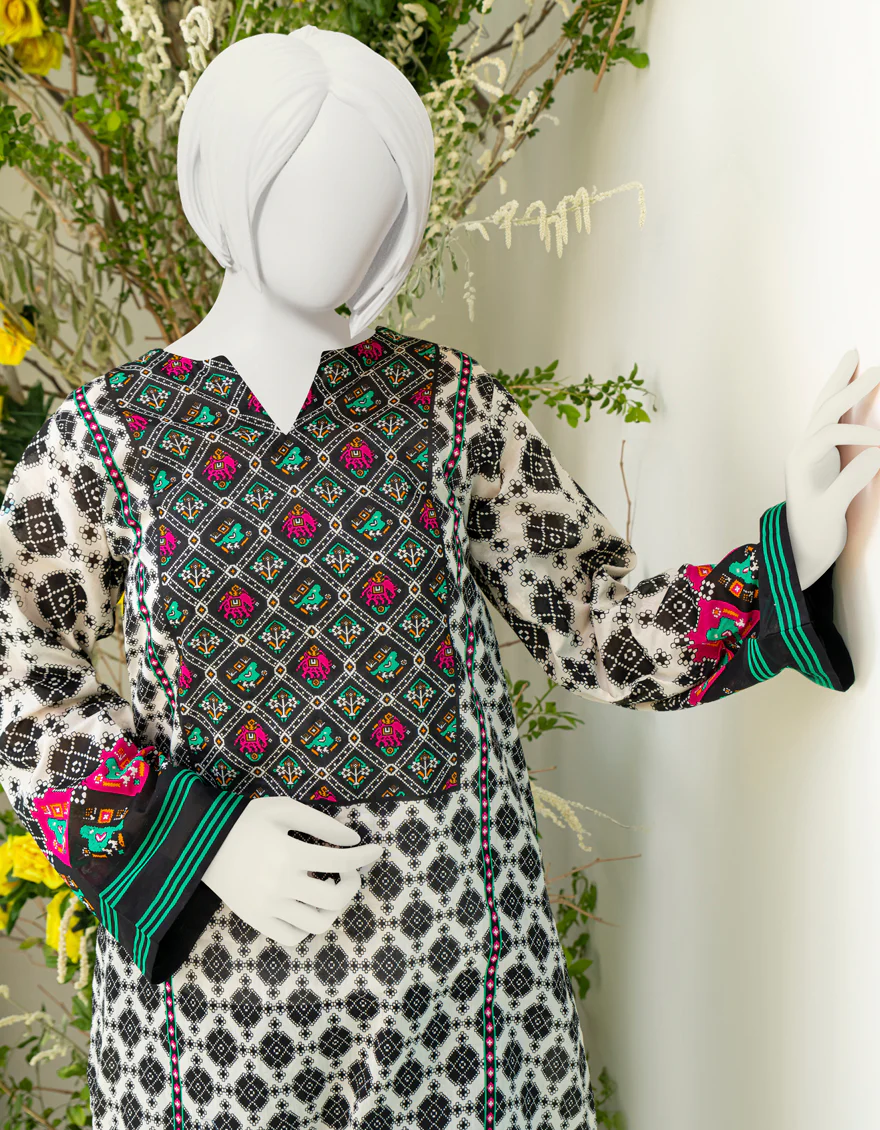 BLACK LAWN KURTI | JYGK-S-JWT-US-23-4002 FB/PATOLA-2 - Image 3
