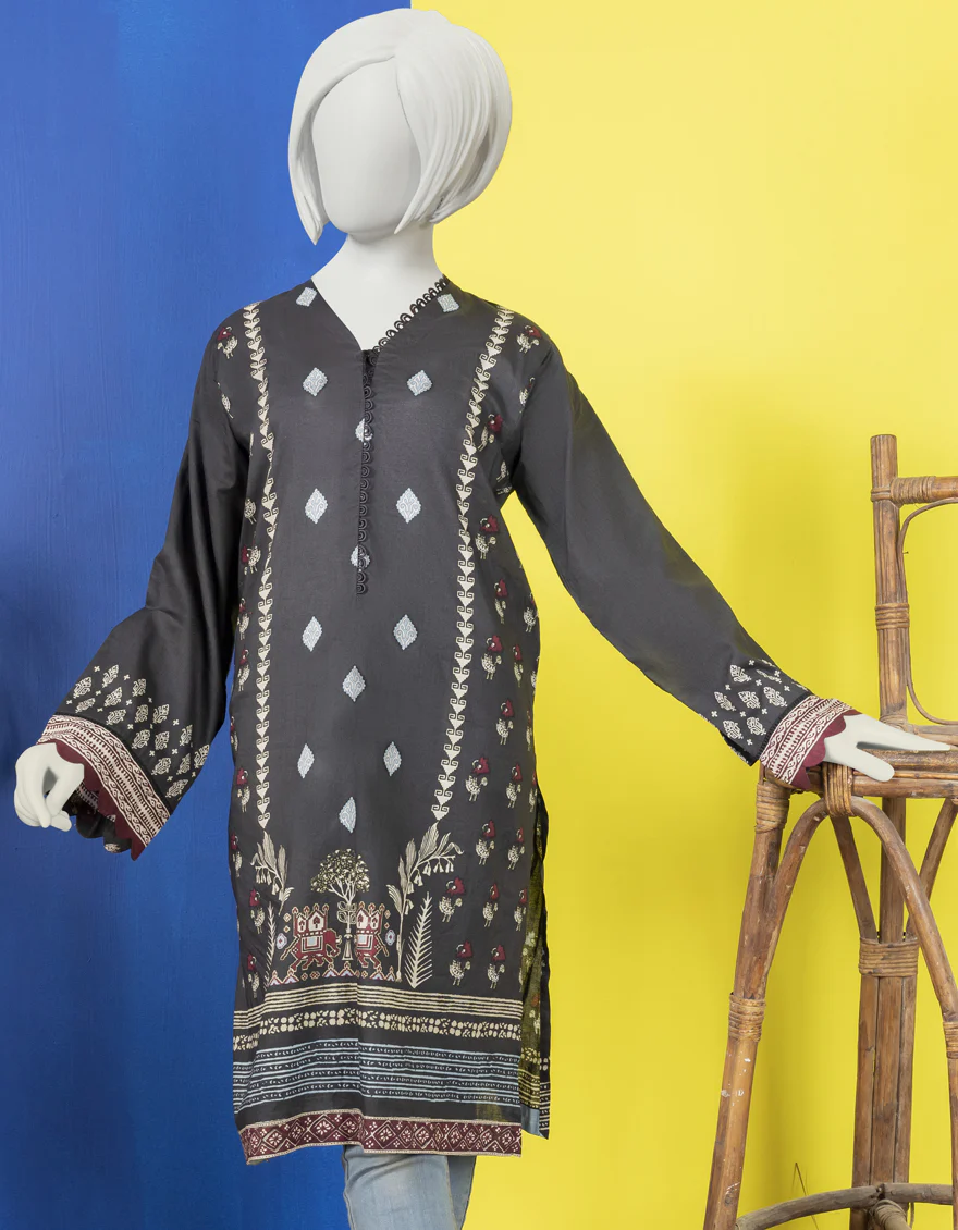 BLACK LAWN KURTI | JYGK-YGKL-S-US-161-22 FB/KATYA - Image 4
