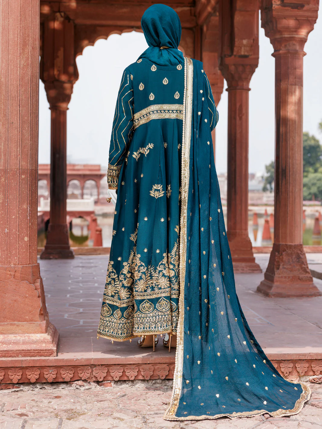 EMERALD GREEN CHIFFON 3PC STITCHED | PFS-248516 - Image 3