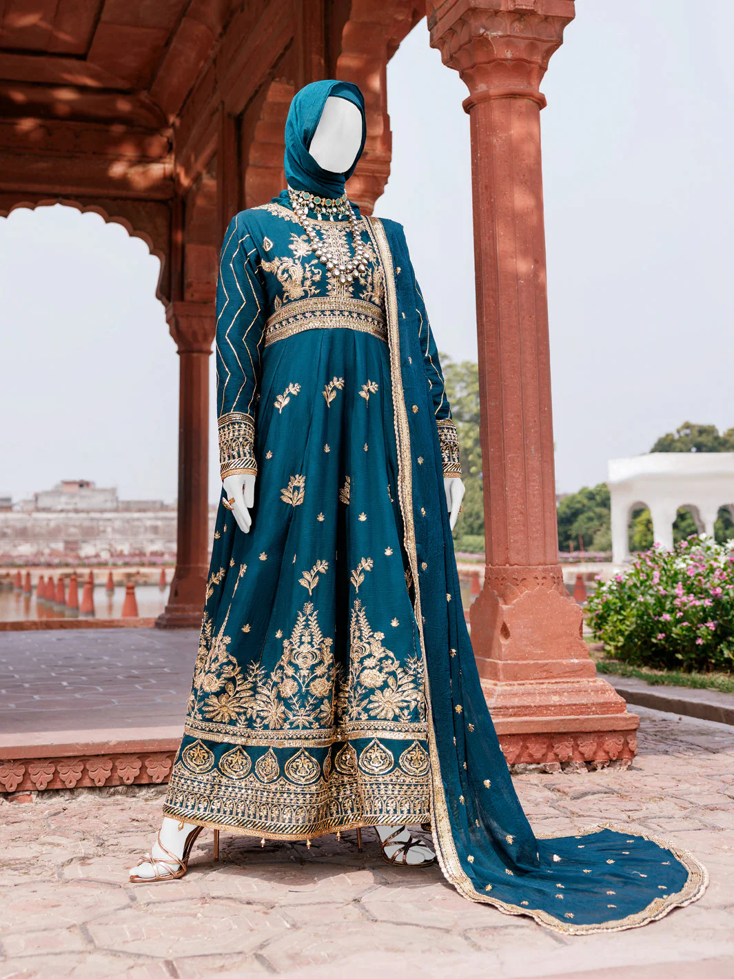 EMERALD GREEN CHIFFON 3PC STITCHED | PFS-248516 - Image 4