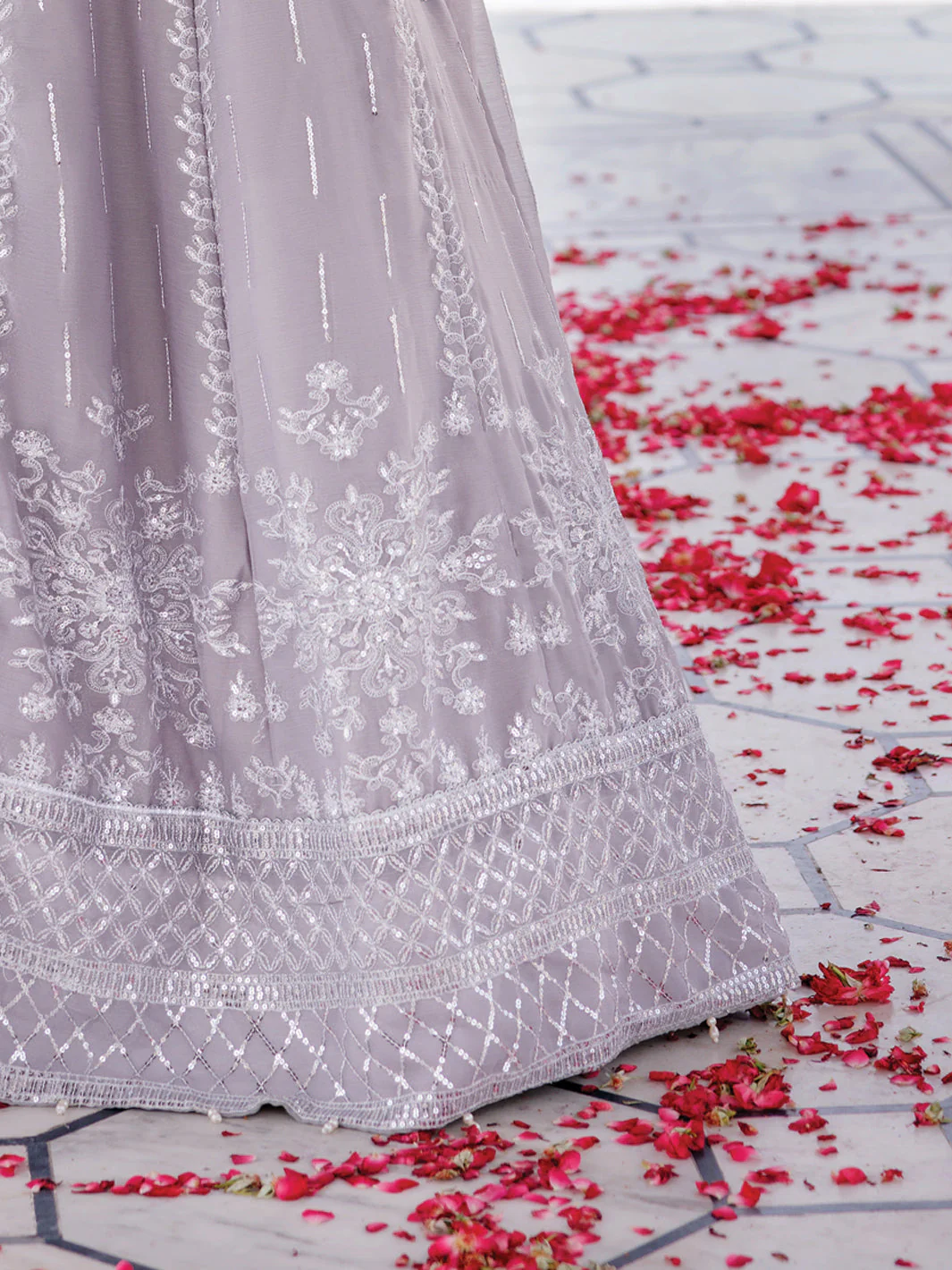 GREY CHIFFON 3PC STITCHED | PFS-248519 - Image 4